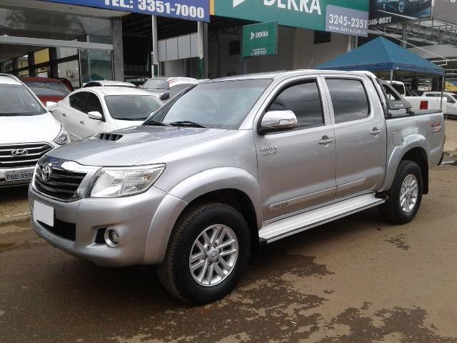 Furto de Hilux é registrado em Laguna