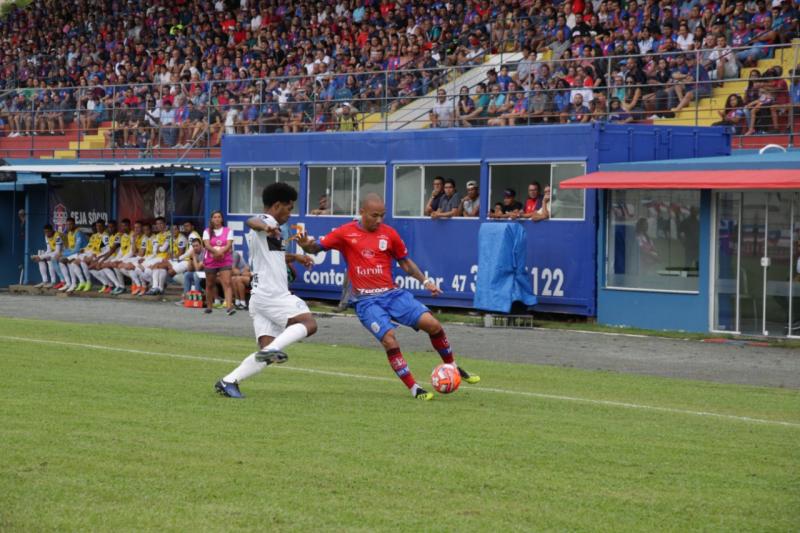 Marcílio Dias e Tubarão ficam no 0 a 0 