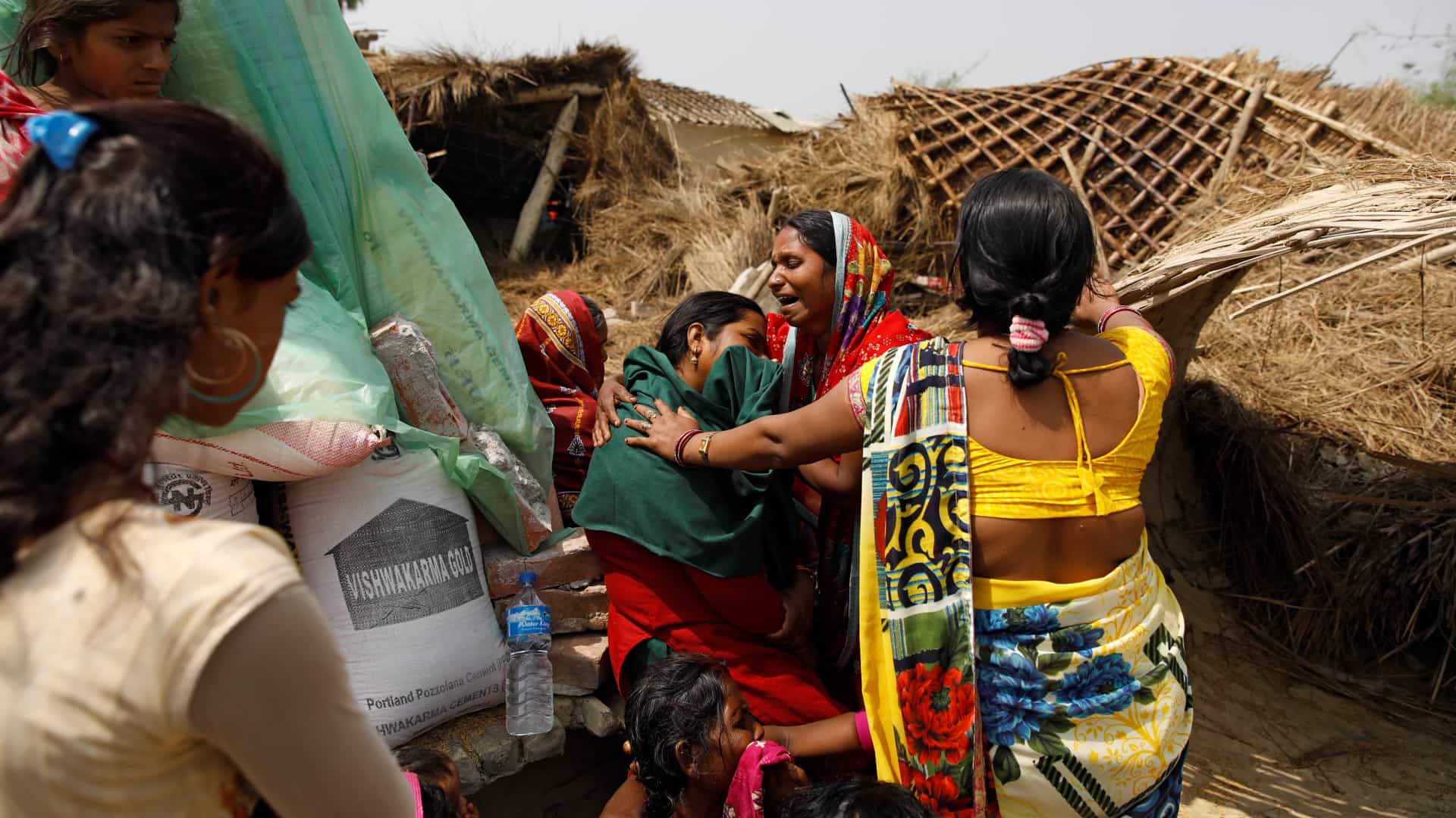 Internacional: Tempestade mata 30 e deixa cerca de 500 feridos no Nepal