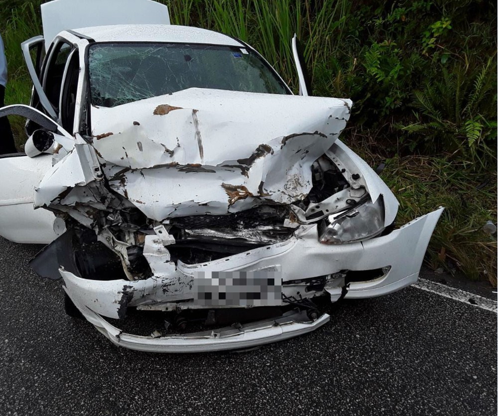 Em SC: Mulher morre e três pessoas ficam gravemente feridas em acidente na SC-108