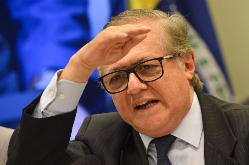 Bolsonaro anuncia troca no comando do Ministério da Educação