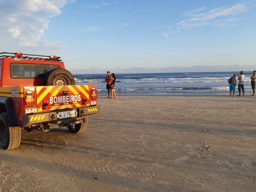 Corpo de adolescente desaparecido em praia de Jaguaruna é localizado