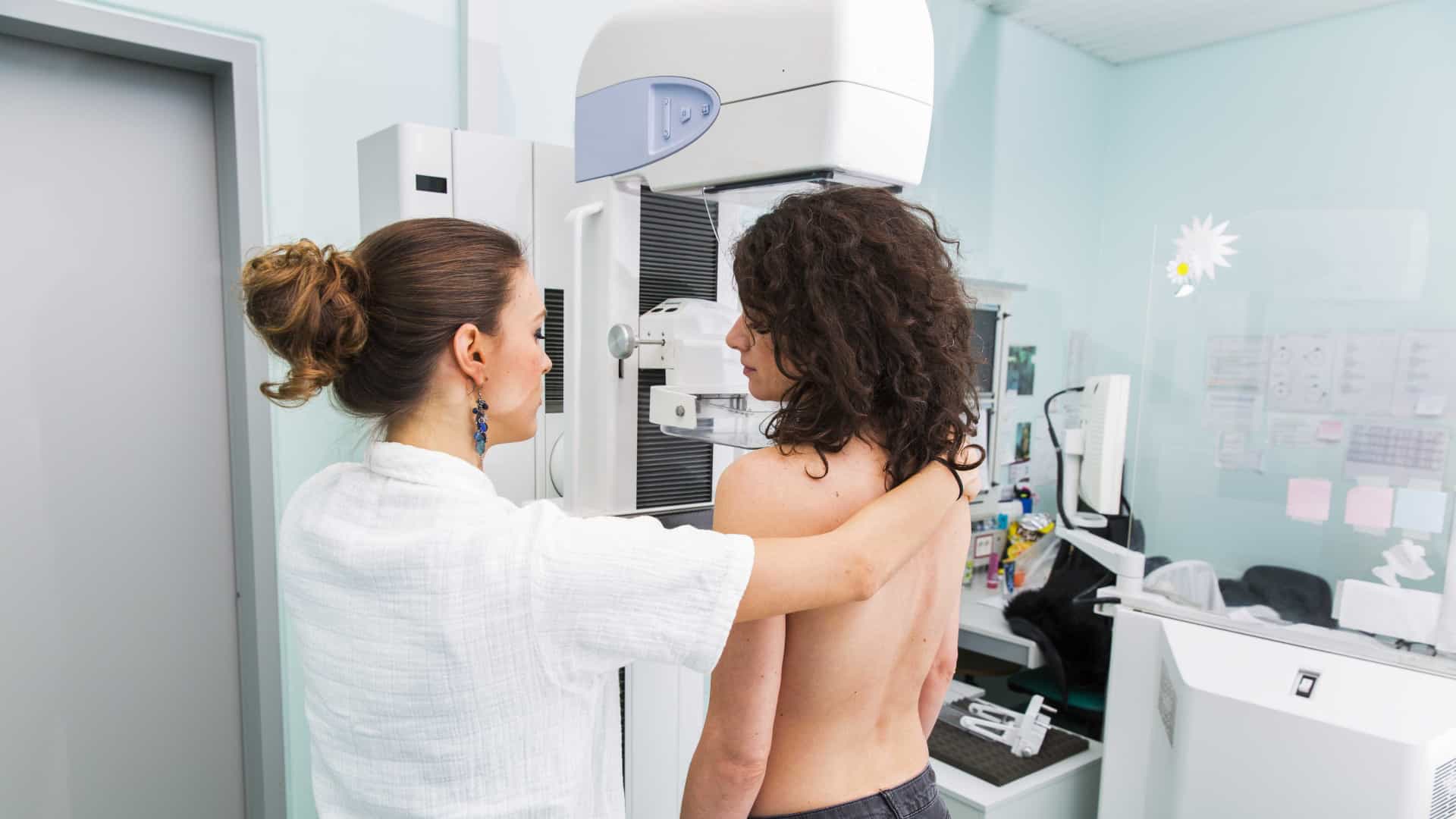 Sobe o número de câncer de mama em mulheres com menos de 30 anos