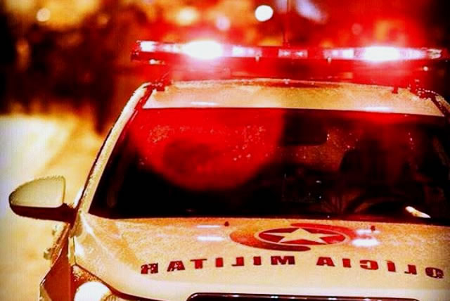 Criminosos armados roubam populares em Tubarão