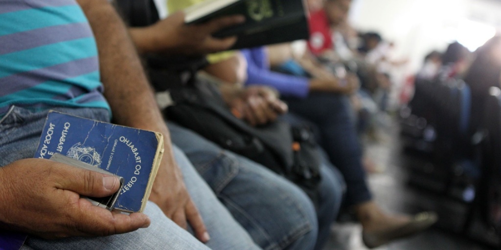 Desemprego: Brasil fecha 43 mil vagas formais em março, segundo Caged