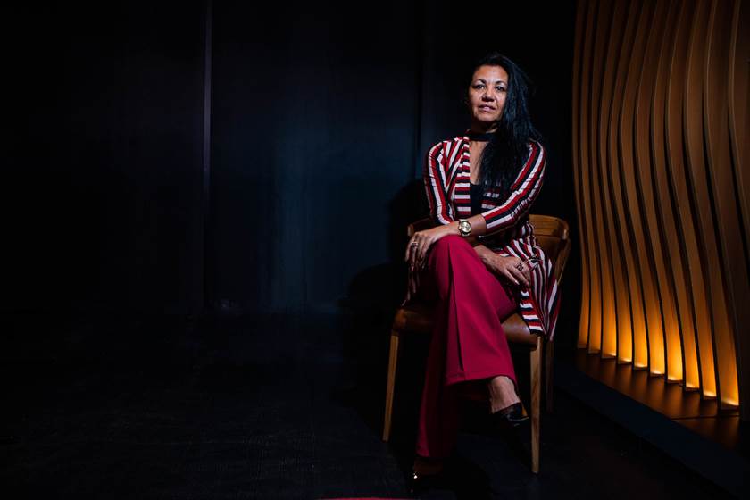 No país: Mãe reencontra filho roubado na porta de hospital há 38 anos