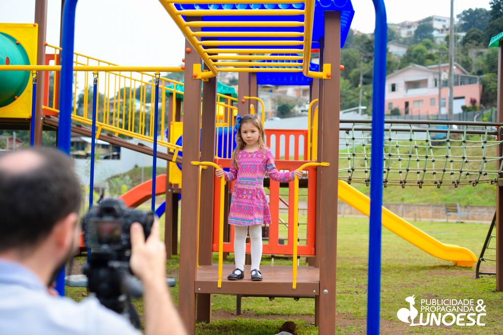 Campanha alerta para os perigos na internet que afetam crianças