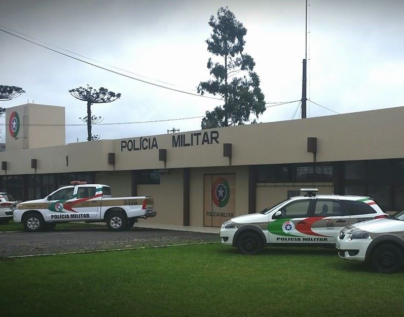 Justiça com as próprias mãos: suspeito de furto é detido por populares