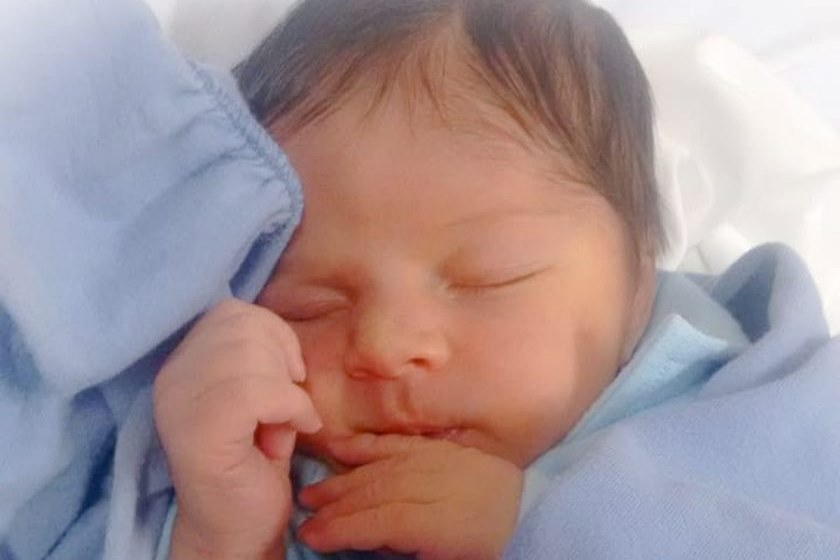 No país: Bebê é atingido por telha em temporal e tem braço amputado