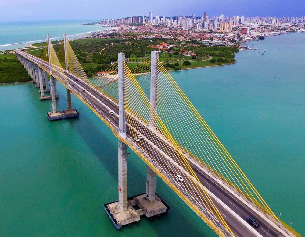 Pelo País: Voluntários se revezam em Ponte de Natal para evitar suicídios