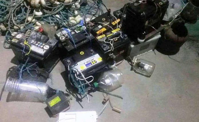 Redes de pesca irregulares e baterias são apreendidas pela PM Ambiental em Laguna