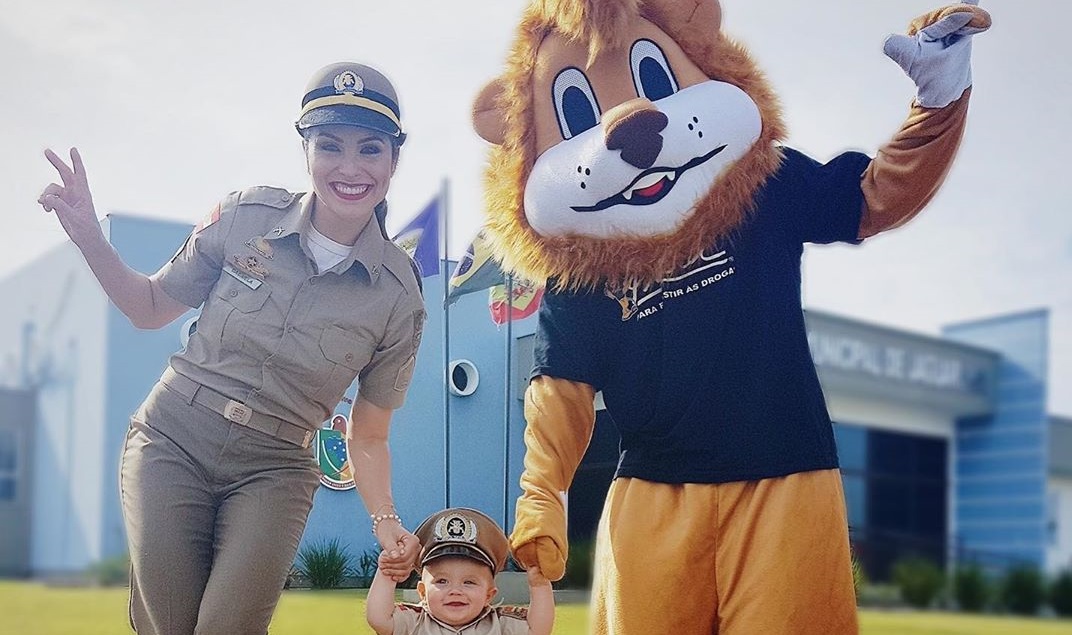 Desafio Proerd: Instrutora de Tubarão concorre pela foto mais curtida no Instagram