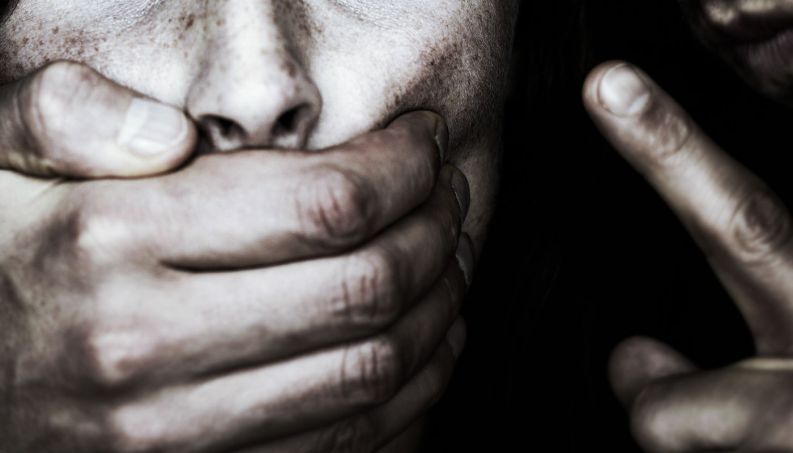 No país: Marido leva a esposa para hotel e a espanca por três dias seguidos