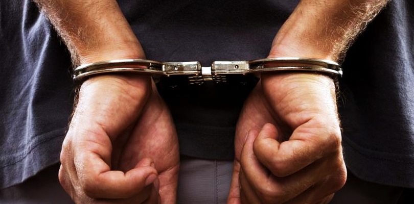 Polícia Militar cumpre mandado de prisão e traficante é preso em Laguna