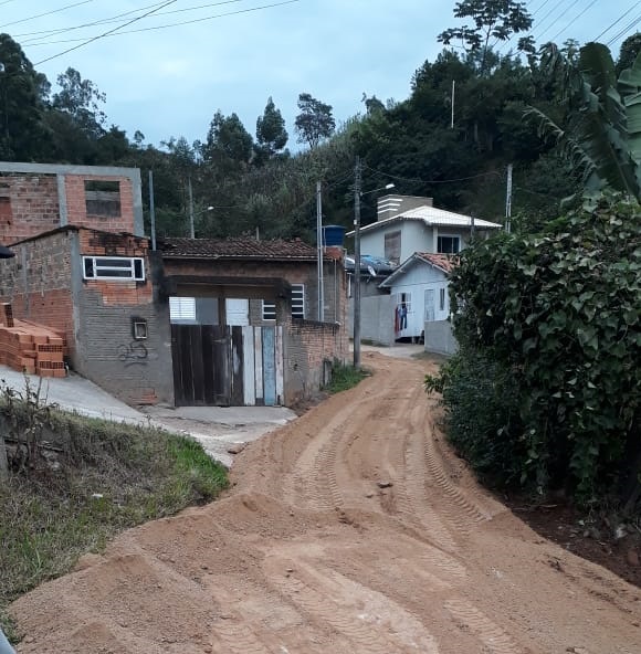 Ruas da região do bairro São Martinho recebem reparos emergenciais