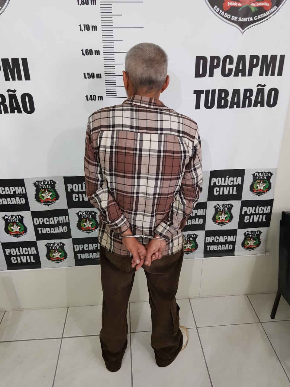 Homem de 54 anos é preso por violência doméstica em Tubarão