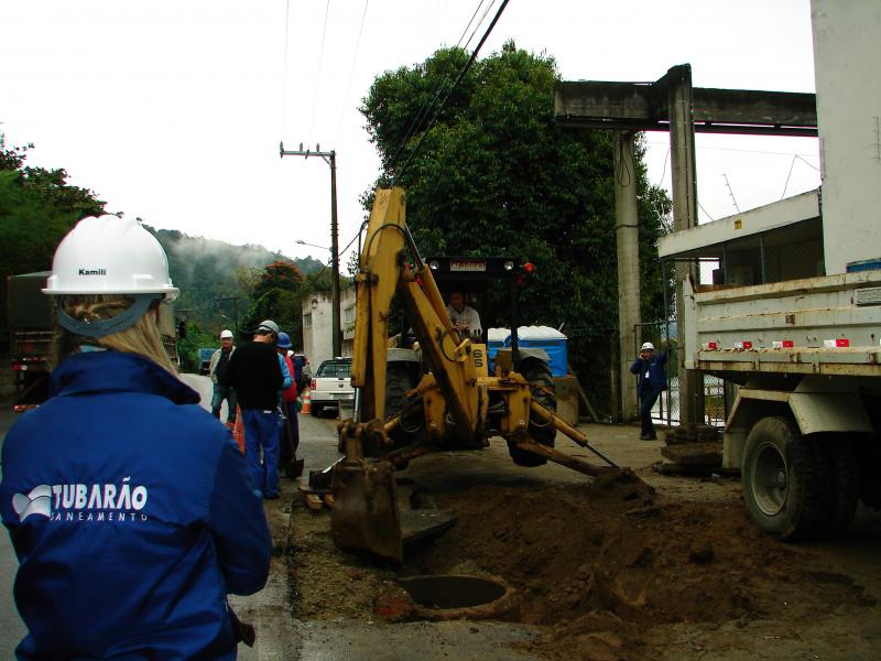 Utilidade Pública: Tubarão Saneamento pede atenção no trânsito nos trechos em obras