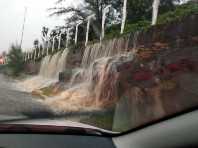 Laguna decreta situação de emergência após estragos causados pela chuva na cidade