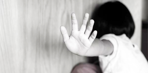 Idoso é preso após se masturbar na frente de menor em Tubarão