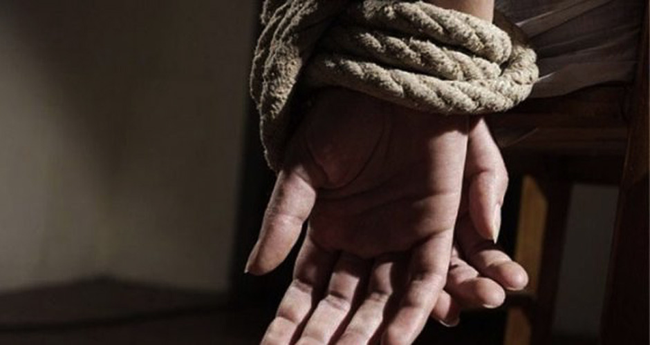 Família é amarrada e ameaçada com arma durante assalto em Tubarão