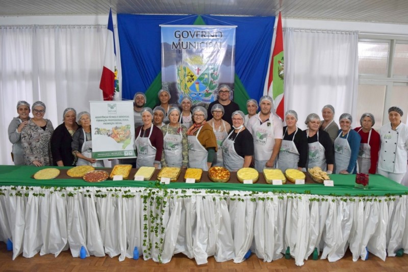 Agricultores participam de curso de produção de massas caseiras