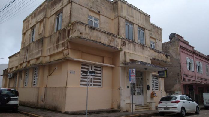 Agência dos Correios em Laguna é alvo de furto e arrombamento