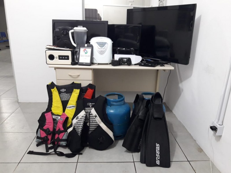 Jovem é preso após vender produtos furtados nas redes sociais em Tubarão