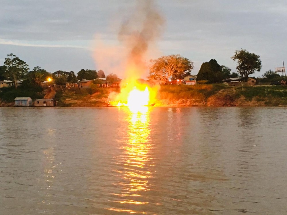 Pelo País: embarcação explode no e deixa 18 pessoas em estado grave no Acre