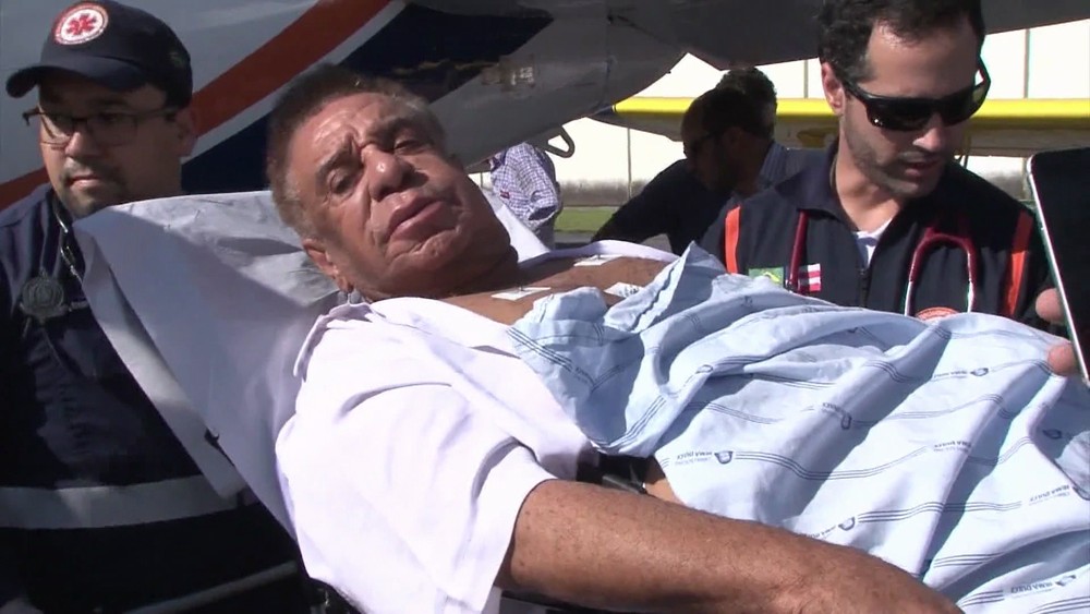 Cantor Agnaldo Tomóteo segue em estado crítico na UTI após transferência para São Paulo