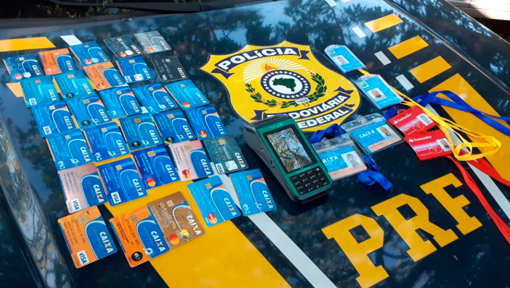 Quadrilha de estelionatários é presa na BR 101