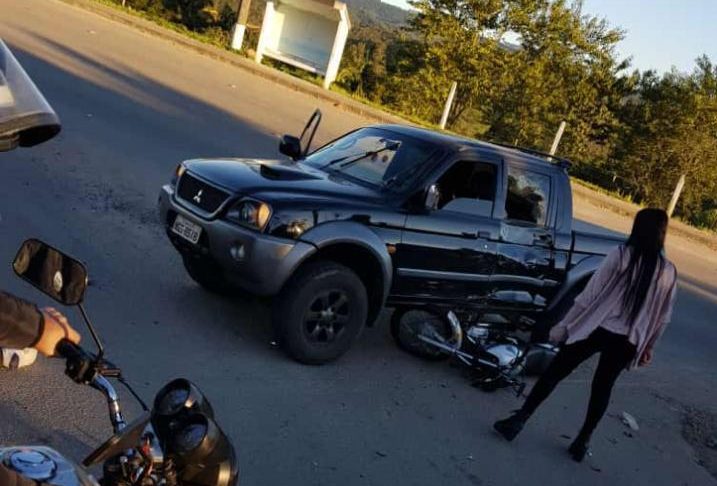 Acidente grave na SC-446 em Lauro Müller deixa dois feridos graves