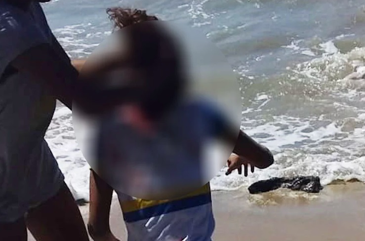No país: adolescentes de 15 anos esfaqueiam e afogam garota de 14 anos em praia