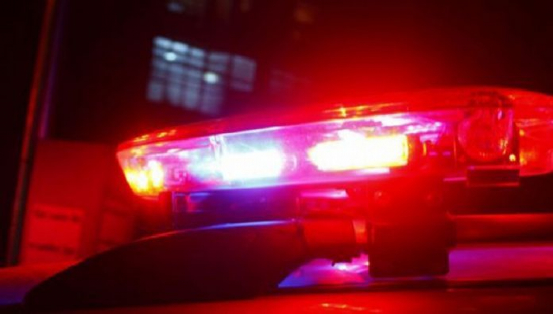 Quarteto armado assalta casal e foge com dois carros, em Cabeçuda