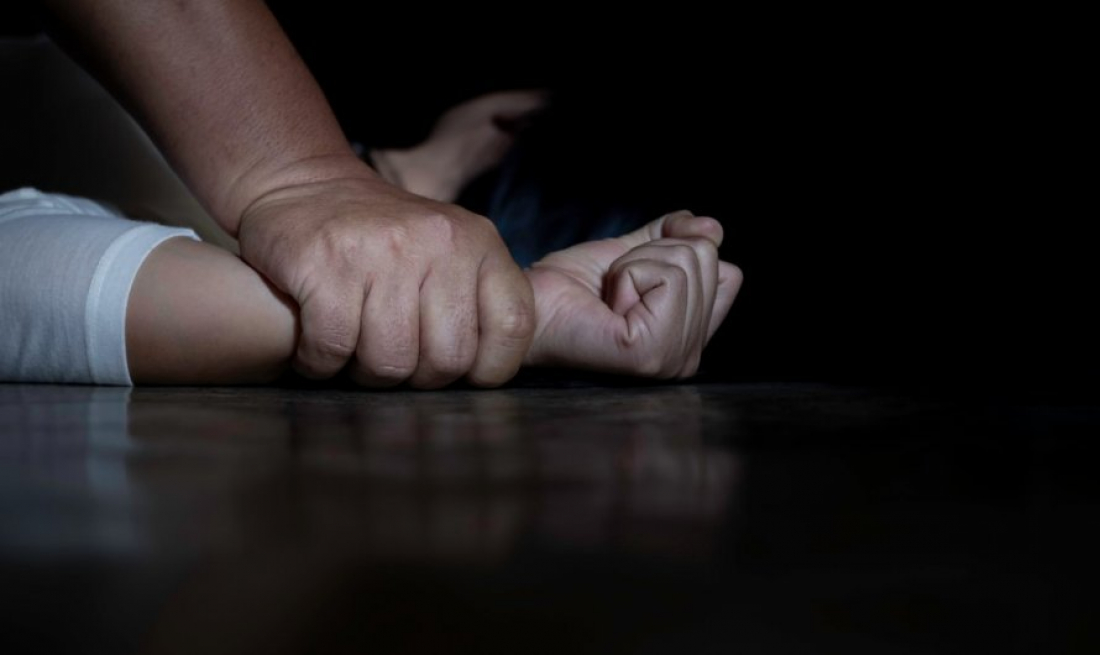 Pelo País: Homem é condenado a 35 anos de prisão por estuprar as duas filhas