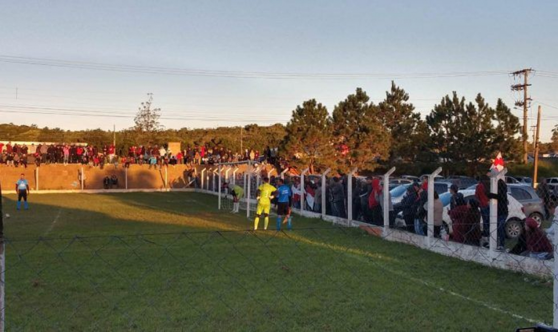 América de Bentos é o primeiro finalista do Campeonato Amador de Laguna