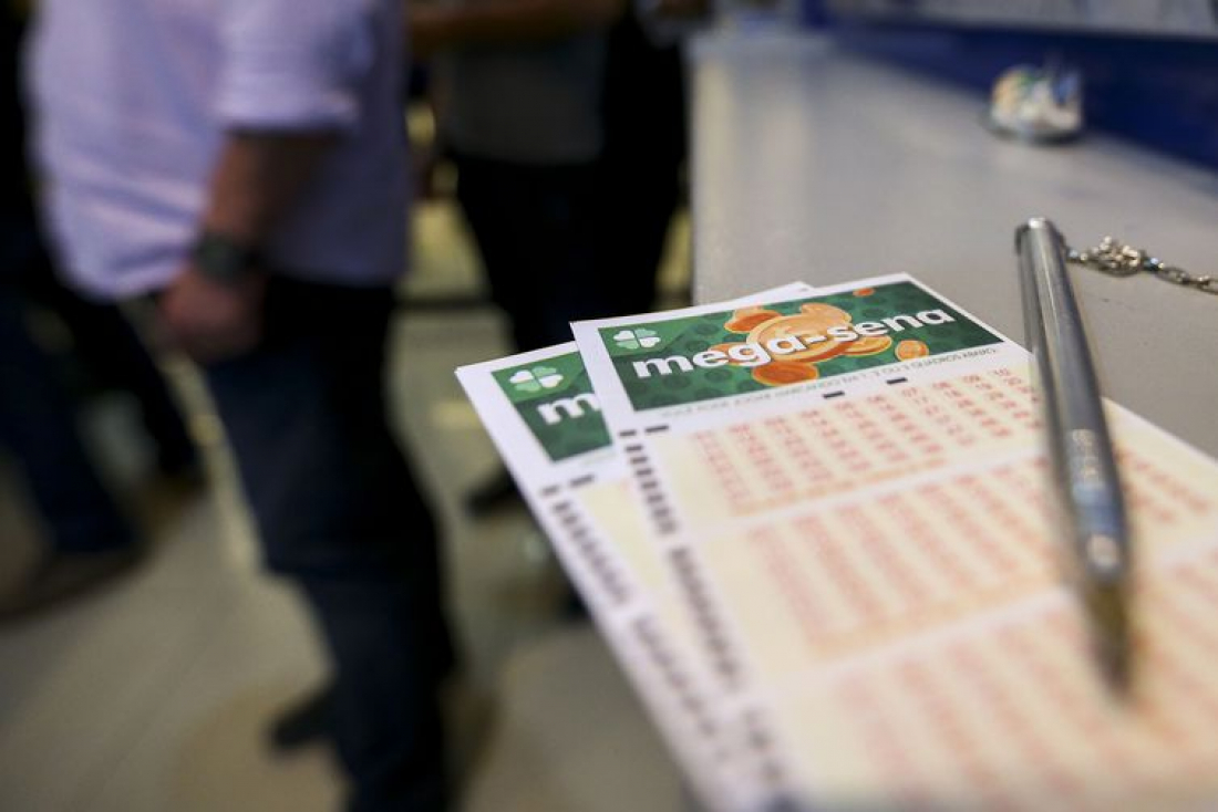 Ninguém acerta a Mega-Sena e prêmio acumulado é de R$ 16 milhões