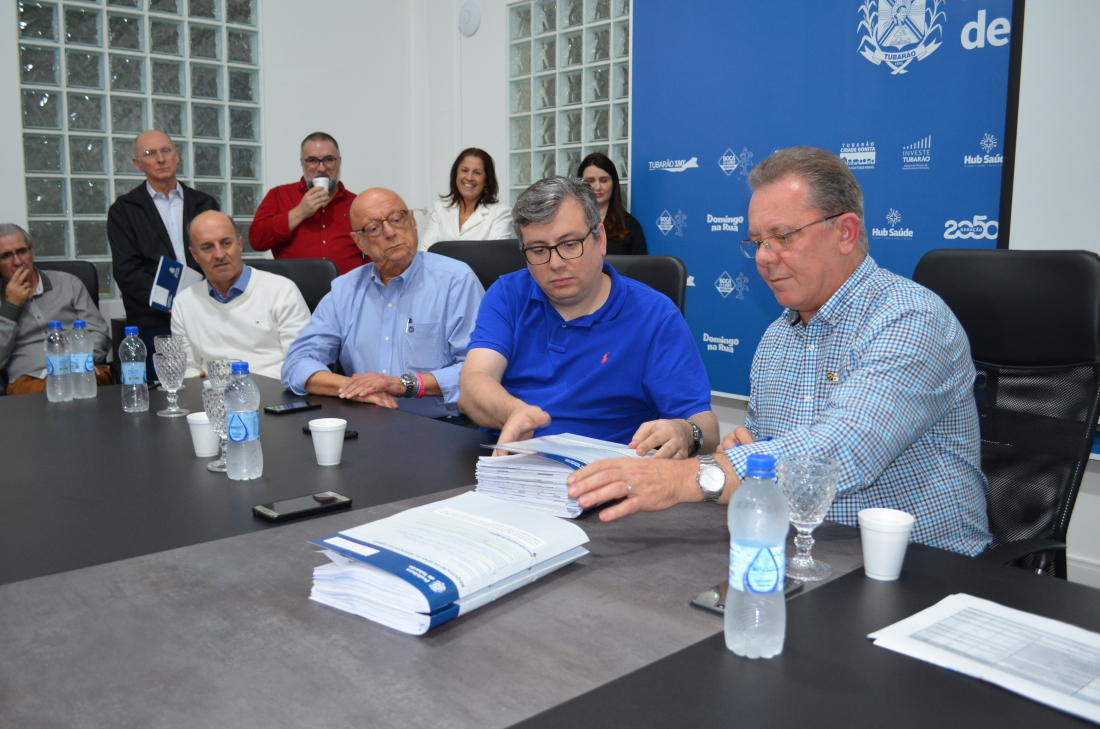 Licitações para construção de ponte e de urbanização do parque industrial  são lançadas em Tubarão