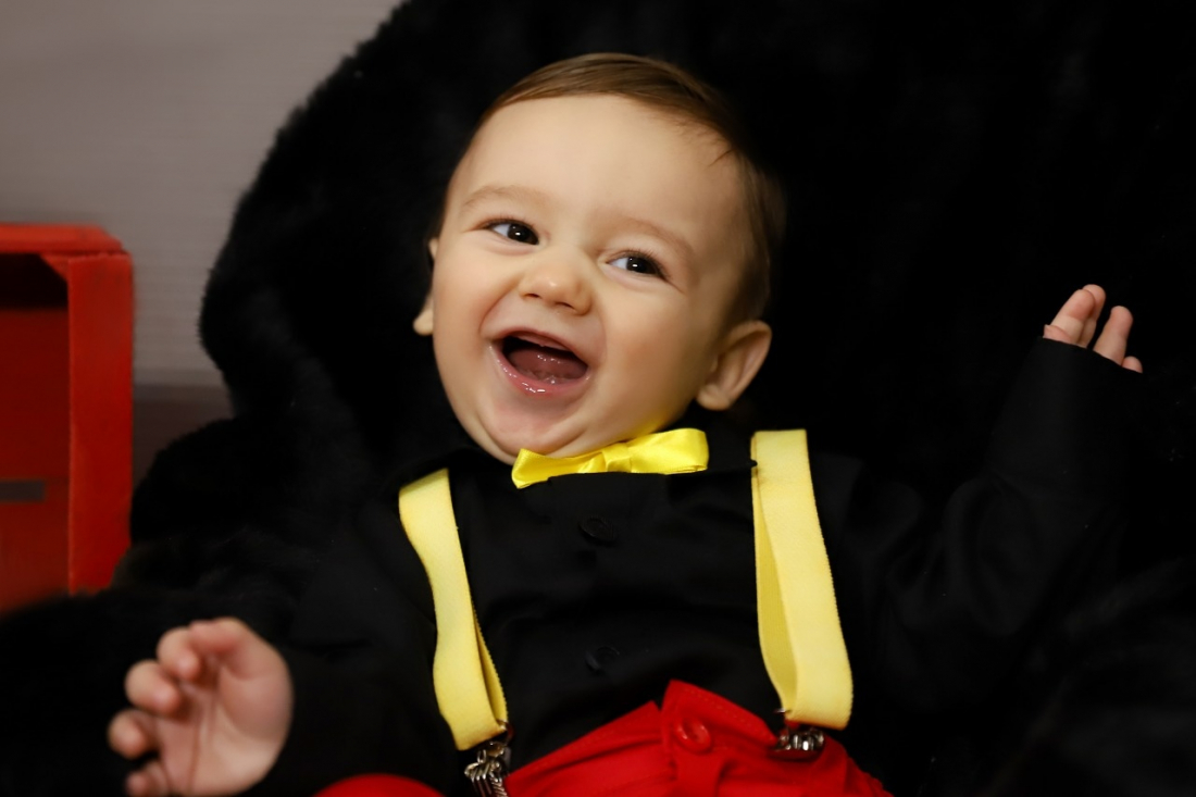 Bebê de 1 ano sofre paralisia cerebral e precisa de ajuda para tratamento em Tubarão