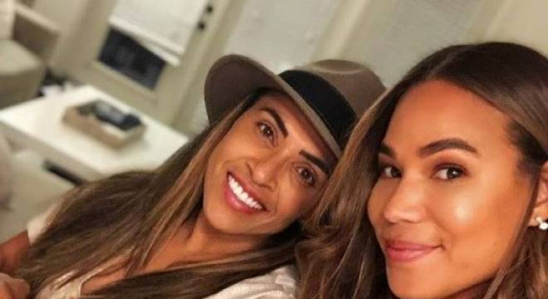 Namorada da jogadora Marta é diagnosticada com câncer de mama