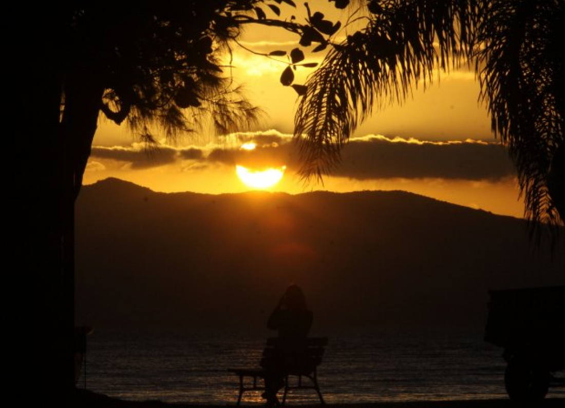 Temperaturas seguem elevadas nesta sexta-feira em SC