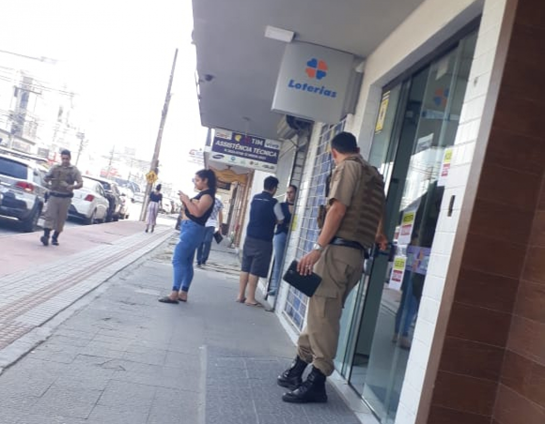 Atualização: ladrões roubam aproximadamente R$ 30 mil de lotérica em Tubarão