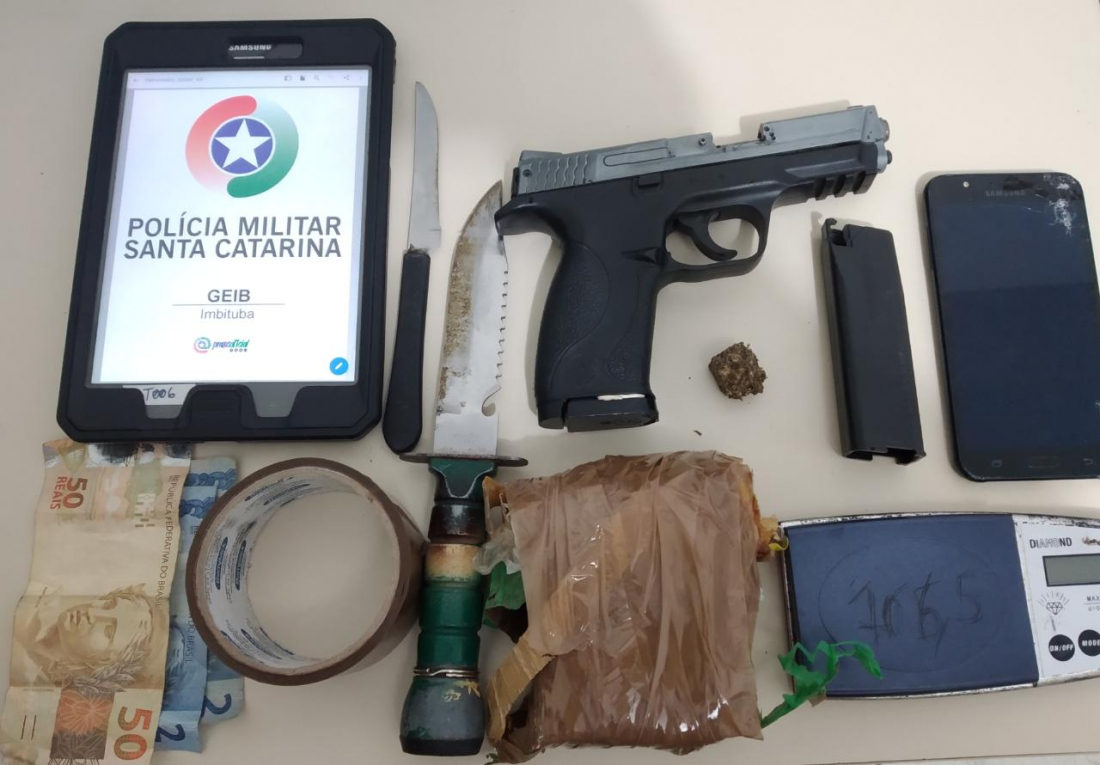 Traficante é preso após tentar atropelar policial em Imbituba