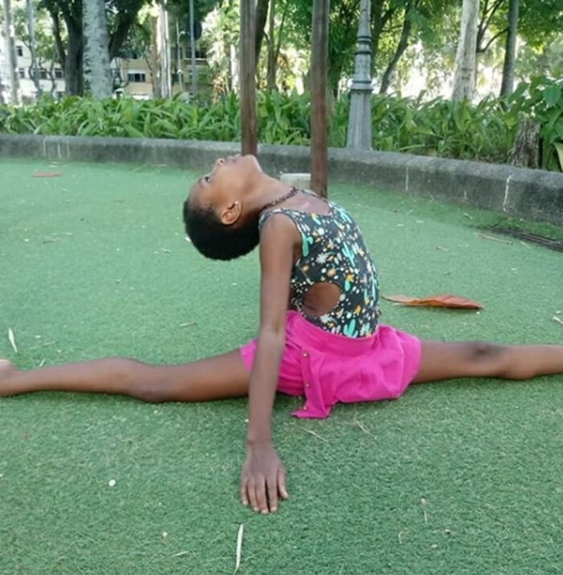 Pelo País: Filha de diarista, de 9 anos, passa em seletiva do Bolshoi e família tenta arrecadar dinheiro para viagem