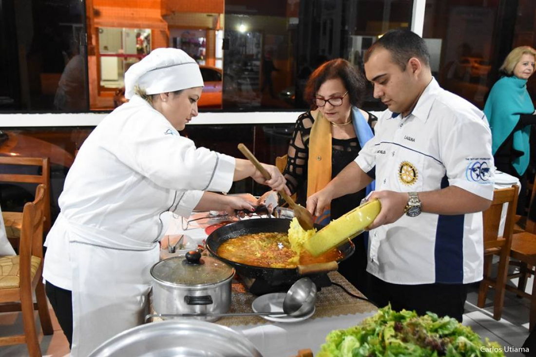 Eles cozinham para elas: evento aliará gastronomia e solidariedade em Laguna