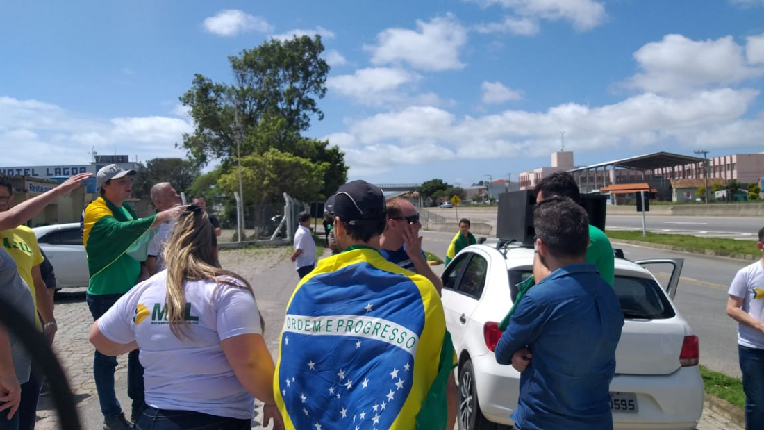 Mobilização contra pedágios na ponte Anita Garibaldi tem pouca adesão neste sábado
