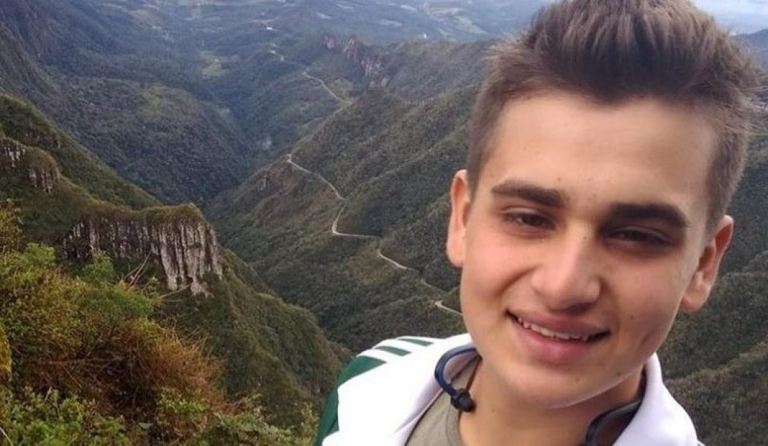 Em SC: Atleta de 17 anos é sepultado ao lado da mãe no oeste do estado