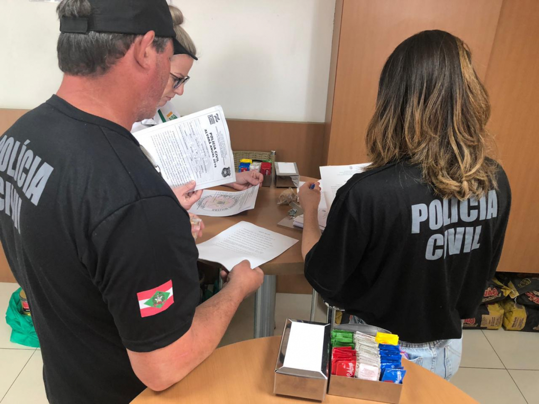 Polícia Civil: Operação Dpol10 III fiscaliza estabelecimentos comerciais