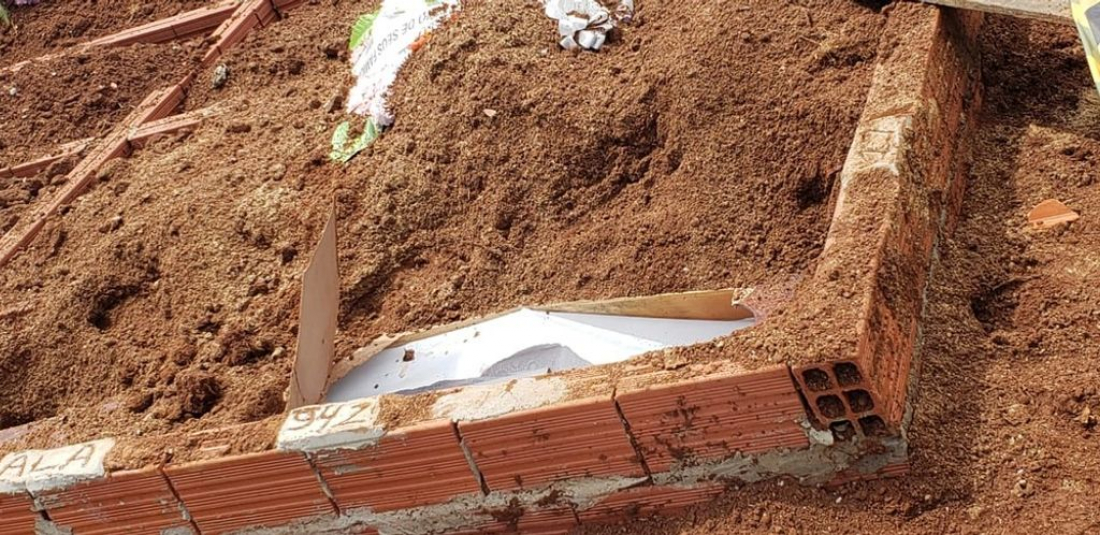 No RS: corpo de mulher é encontrado fora do túmulo: 'Apavorante', diz irmã