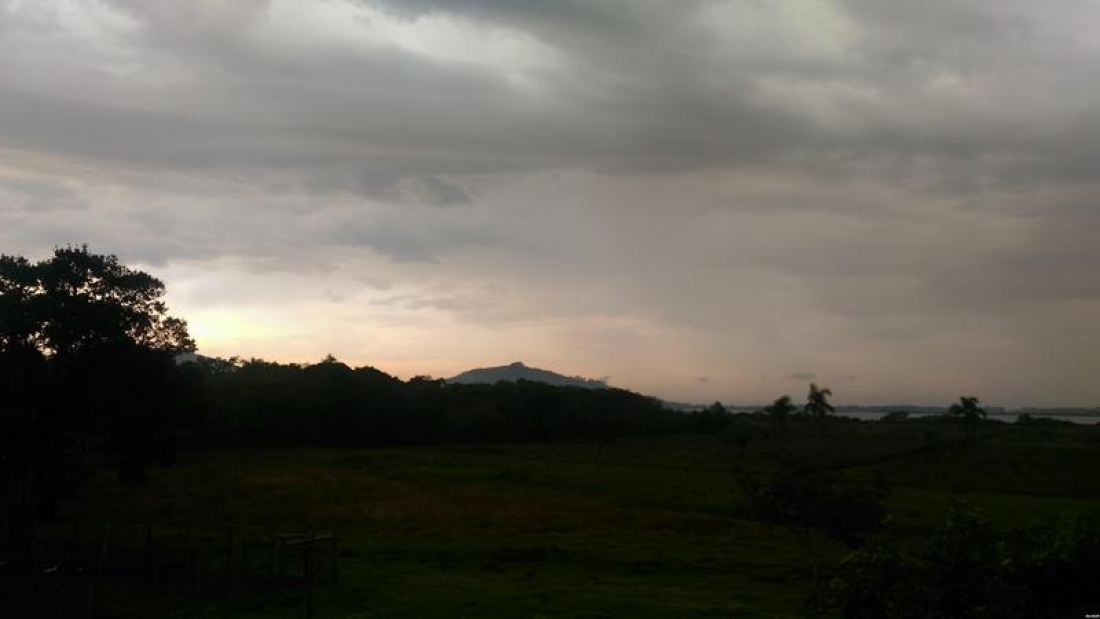 Semana começa com tempo instável e possibilidade de chuva em SC