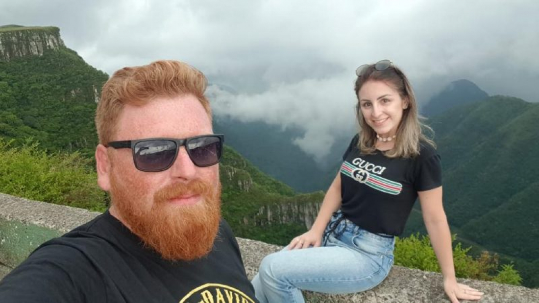 Em SC: Mortos em colisão na BR-282 eram noivos e retornavam de férias